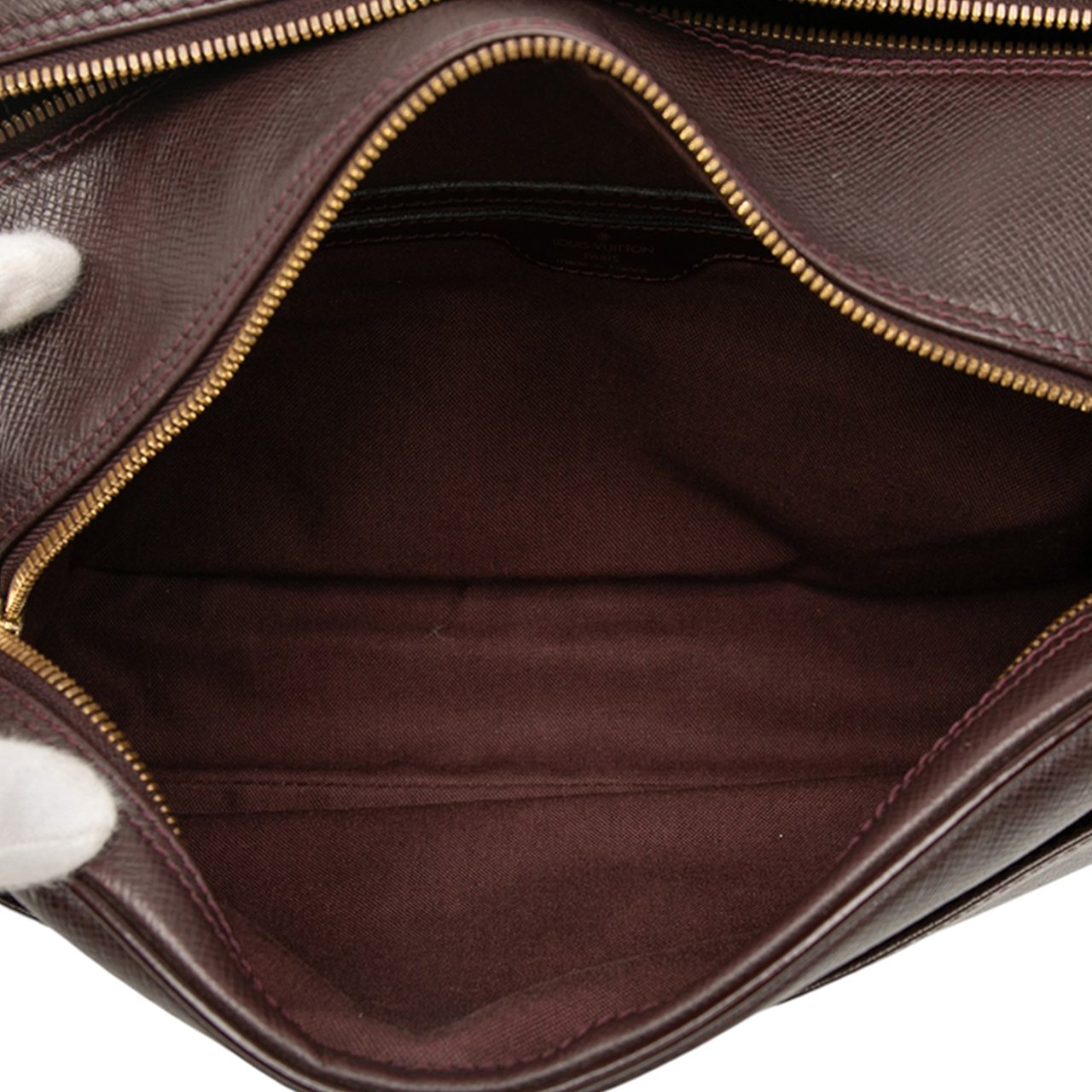 Louis Vuitton Taiga Reporter PM Rood