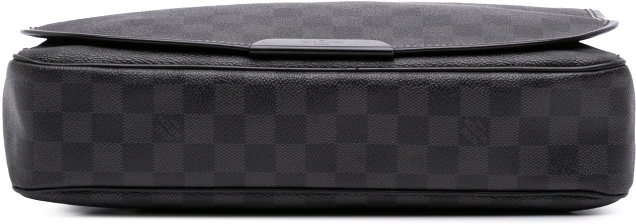 Louis Vuitton Damier Graphite Daniel MM Zwart