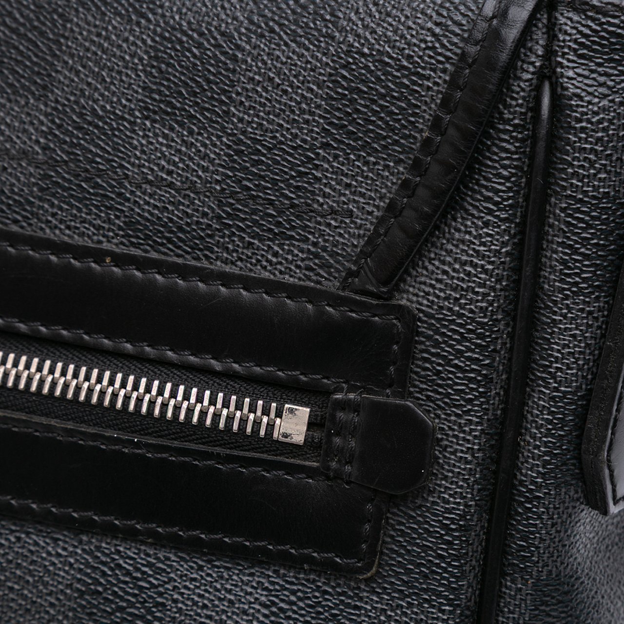Louis Vuitton Damier Graphite Daniel MM Zwart
