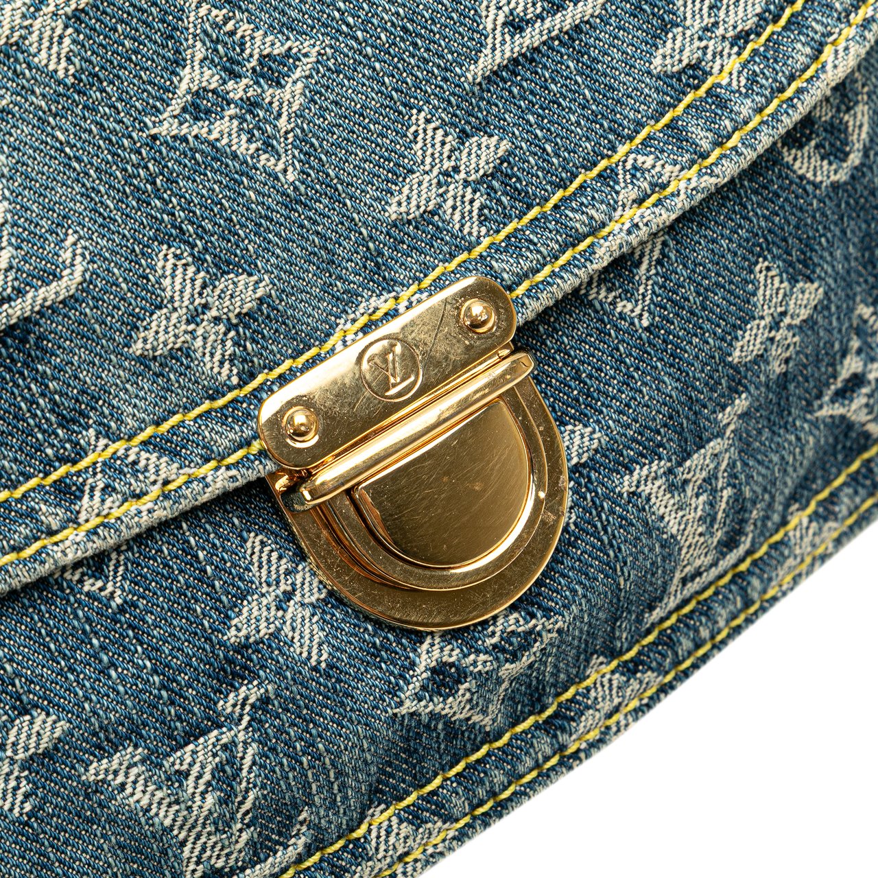 Louis Vuitton Monogram Denim Bum Bag Blauw