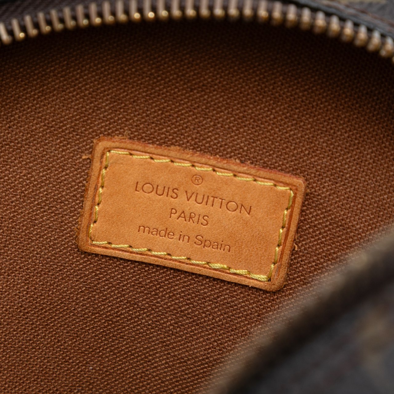 Louis Vuitton Monogram Pochette Gange Bruin