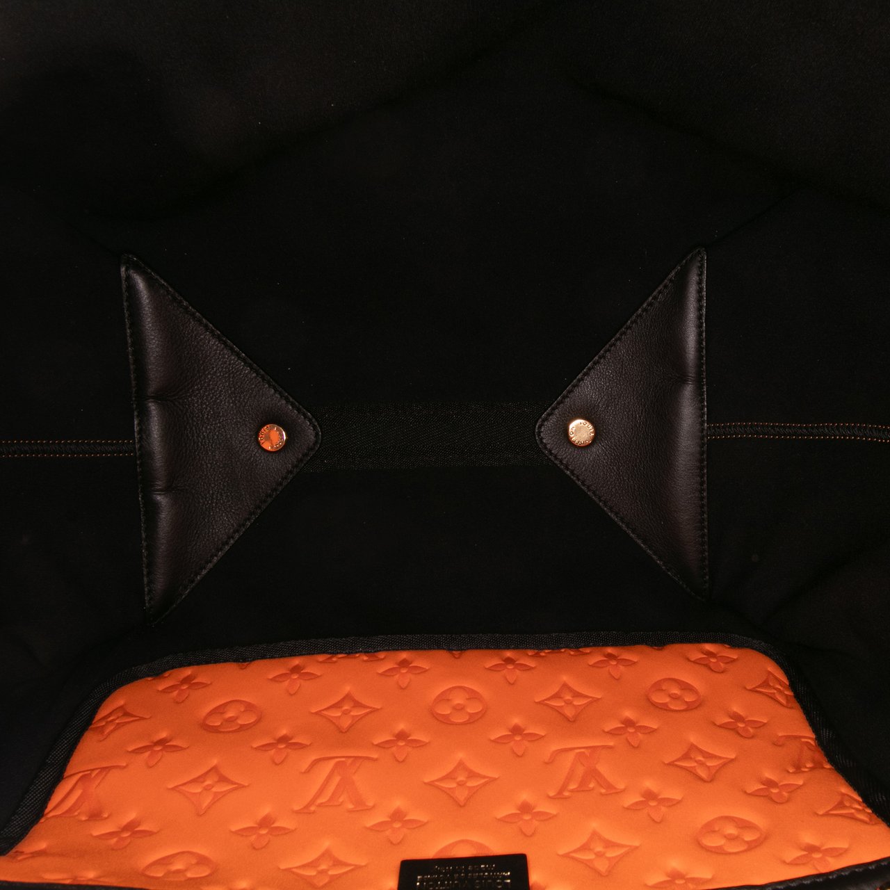 Louis Vuitton Monogram Embossed Neoprene Scuba MM Oranje