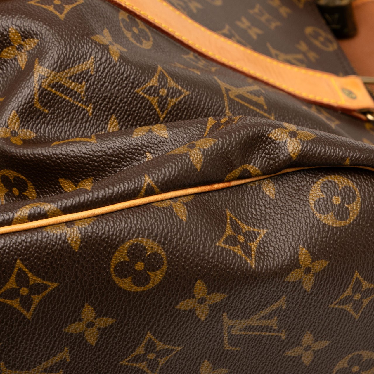 Louis Vuitton Monogram Keepall 45 Bruin