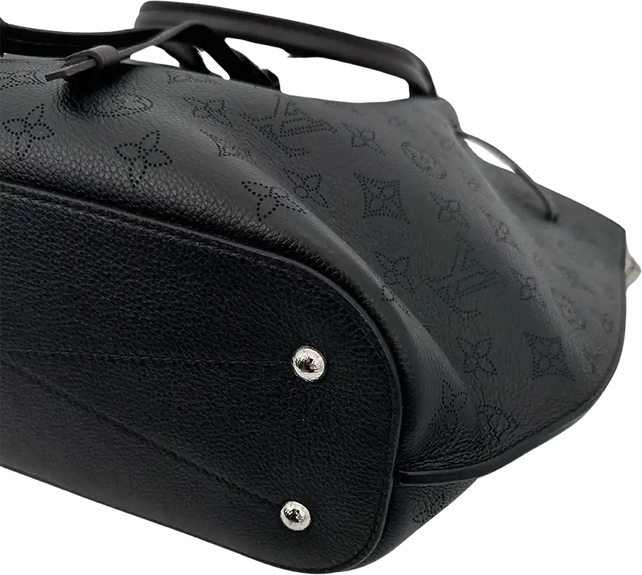 Louis Vuitton Louis Vuitton Girolata Mahina leather black M54402 full set / very good Zwart