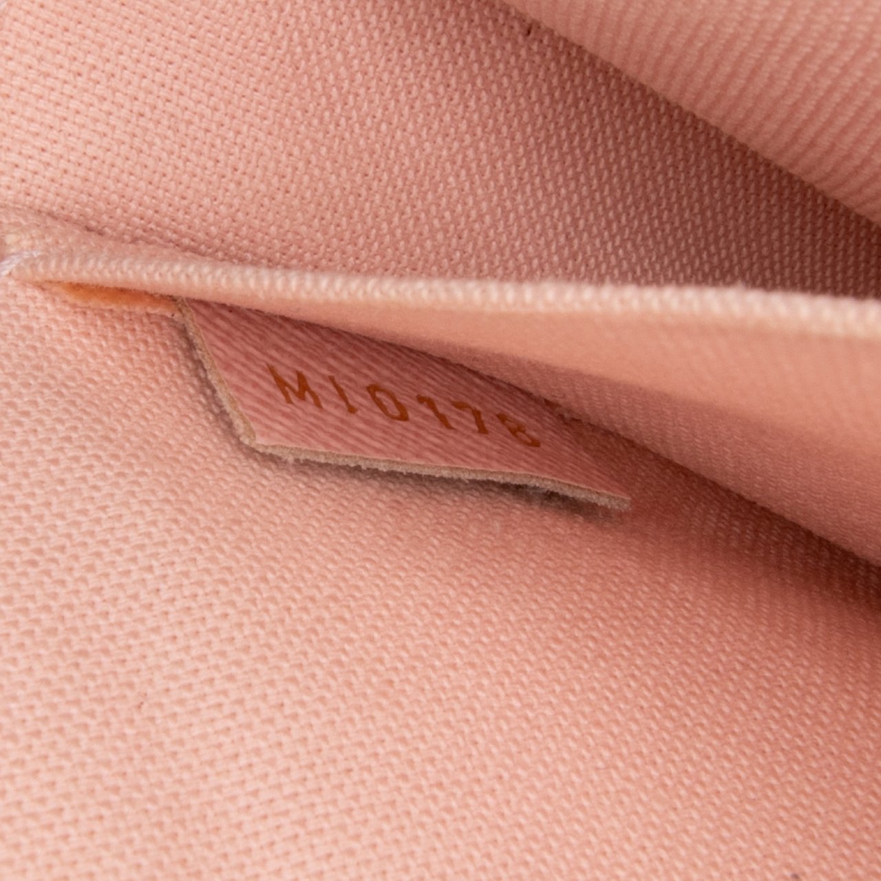 Louis Vuitton Damier Azur Pochette Felicie Wit