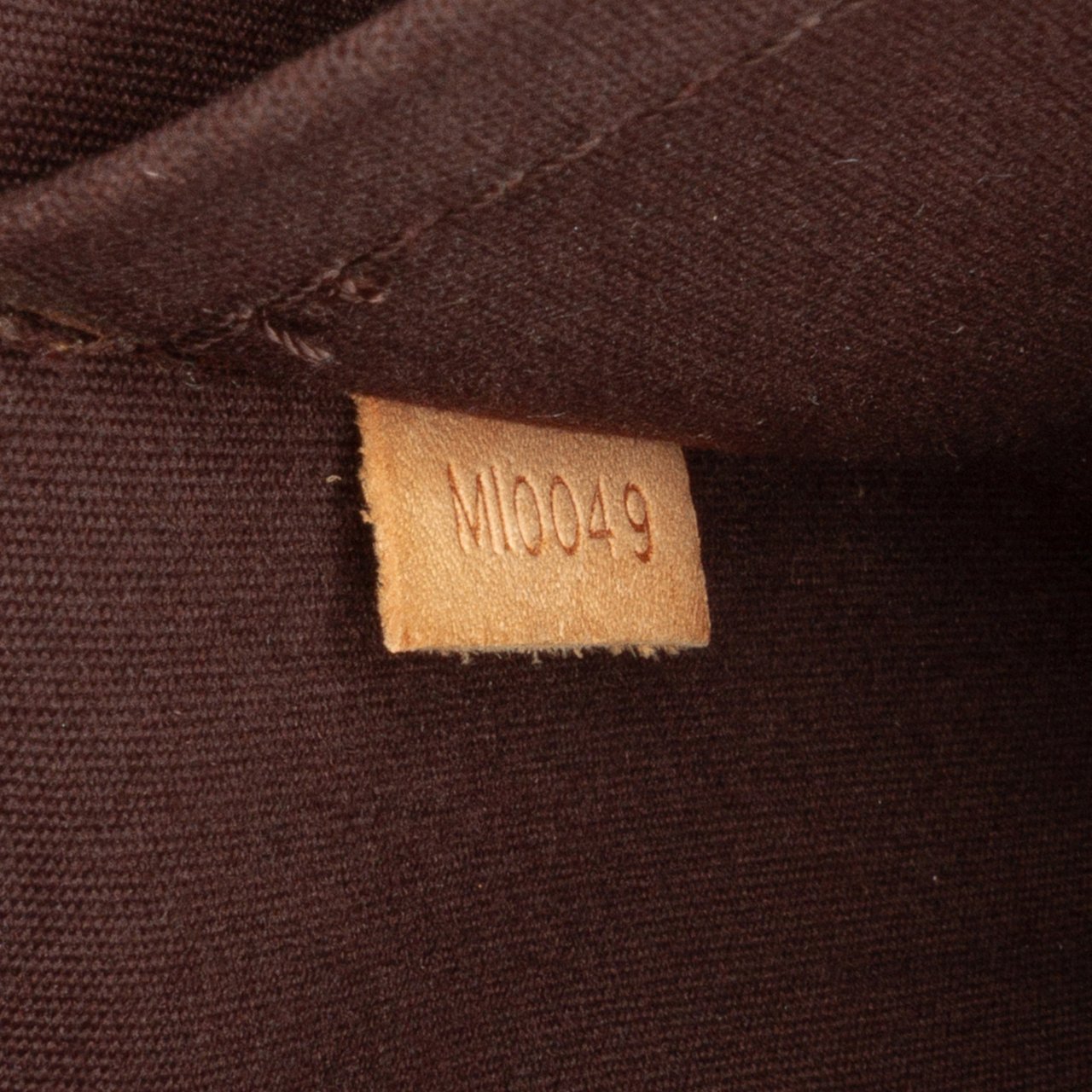 Louis Vuitton Monogram Vernis Alma GM Paars