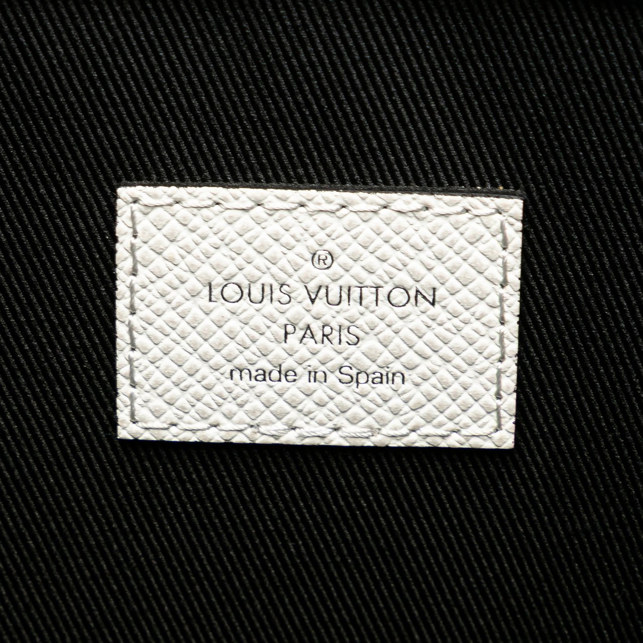 Louis Vuitton Monogram Taigarama Weekend Tote Wit