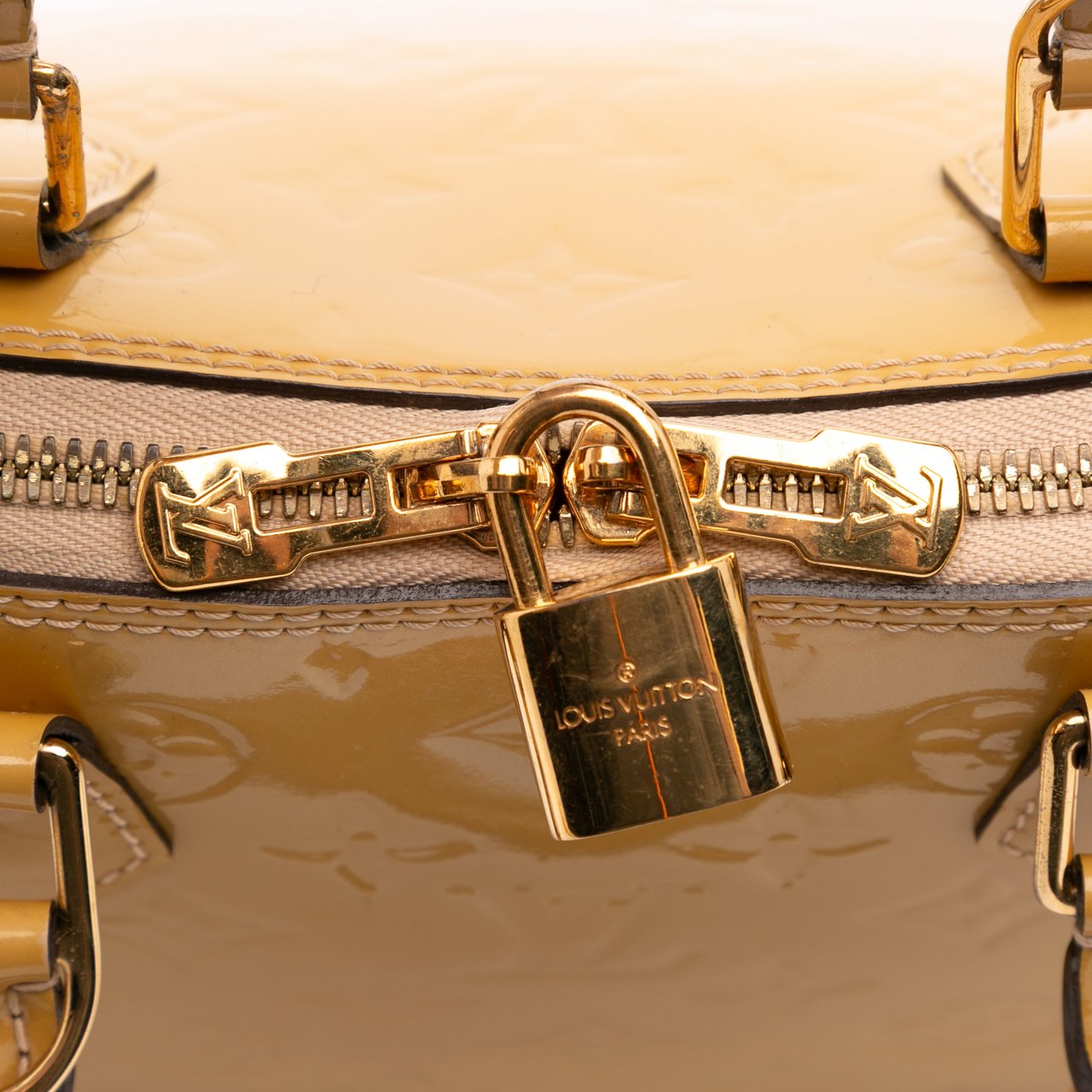 Louis Vuitton Monogram Vernis Alma PM Bruin