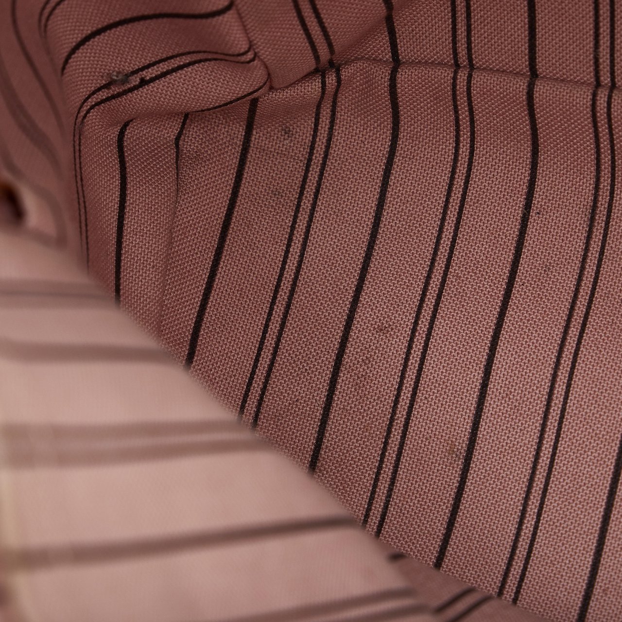 Louis Vuitton Monogram Empreinte Sorbonne Roze