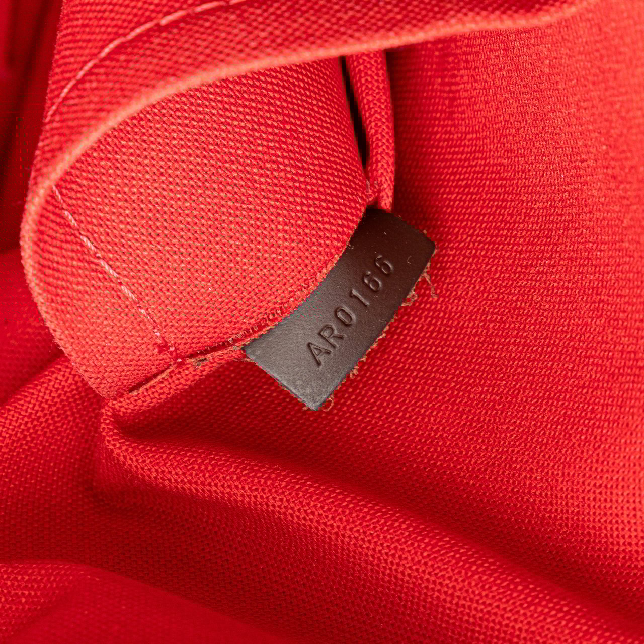 Louis Vuitton Damier Ebene Duomo Hobo Bruin
