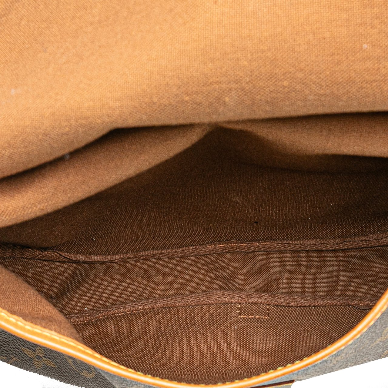 Louis Vuitton Monogram Saumur 25 Bruin