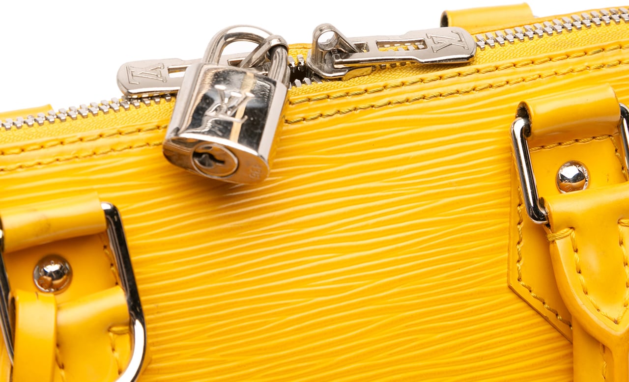 Louis Vuitton Epi Alma PM Geel
