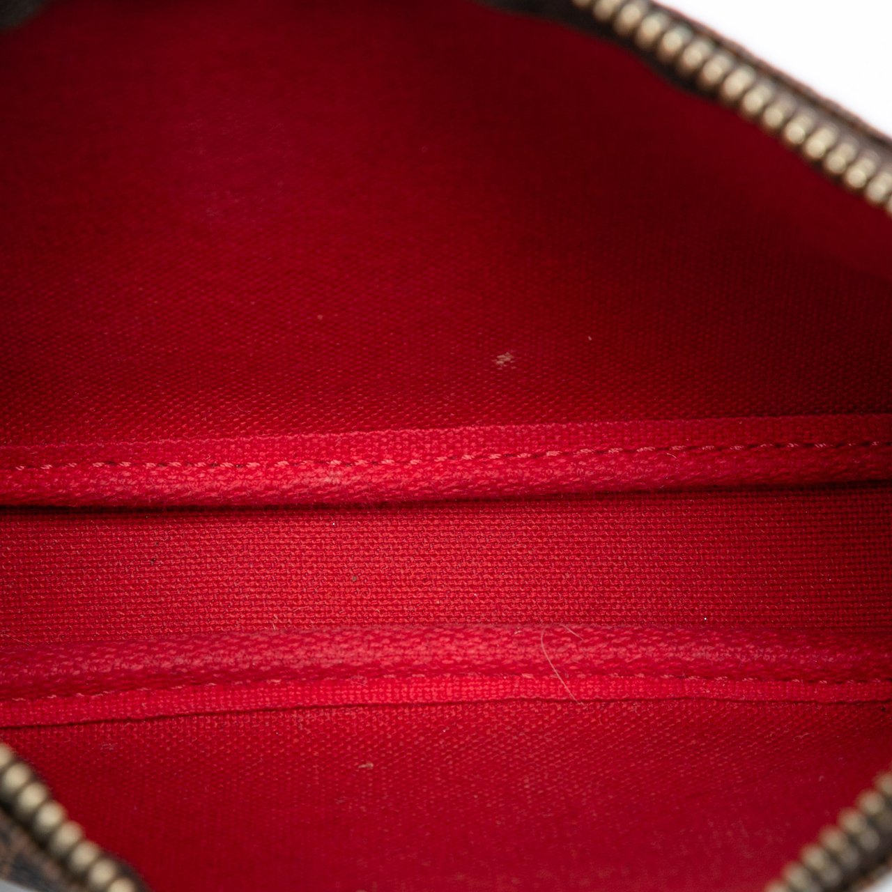 Louis Vuitton Damier Ebene Mini Pochette Accessoires Bruin