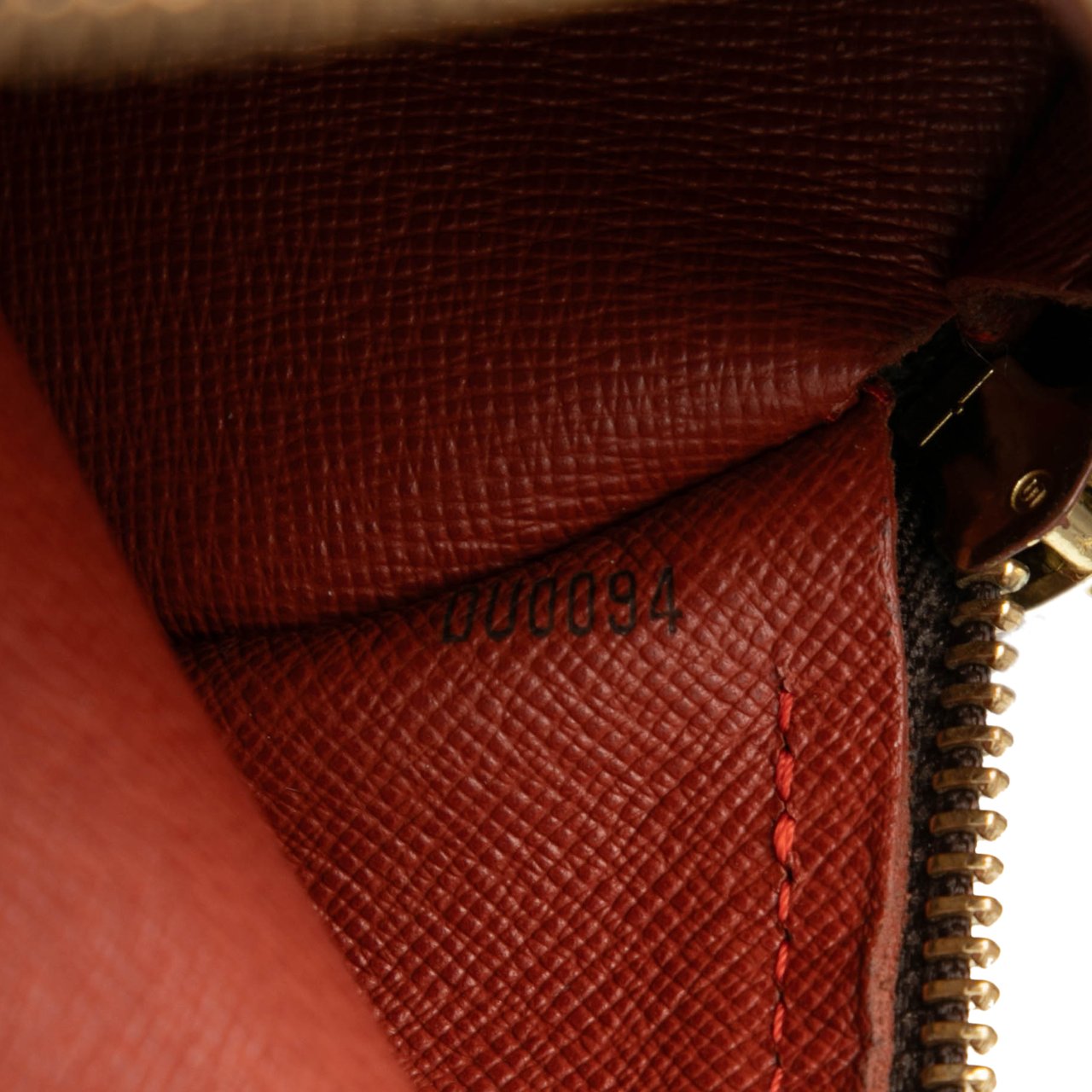 Louis Vuitton Damier Ebene Papillon 26 Bruin