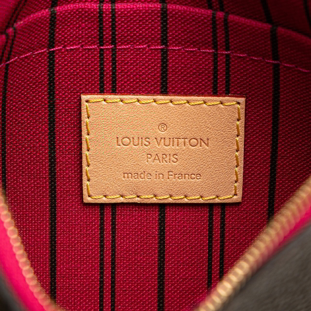 Louis Vuitton Monogram Neverfull Pouch Bruin