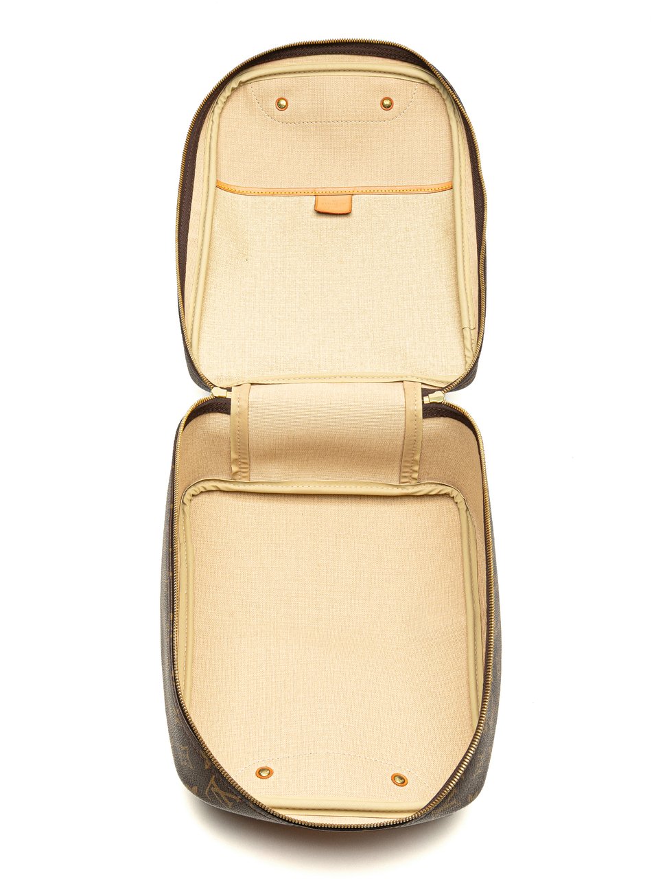 Louis Vuitton Monogram Excursion Bruin