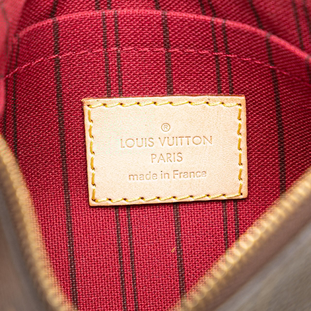 Louis Vuitton Monogram Neverfull Pochette Bruin