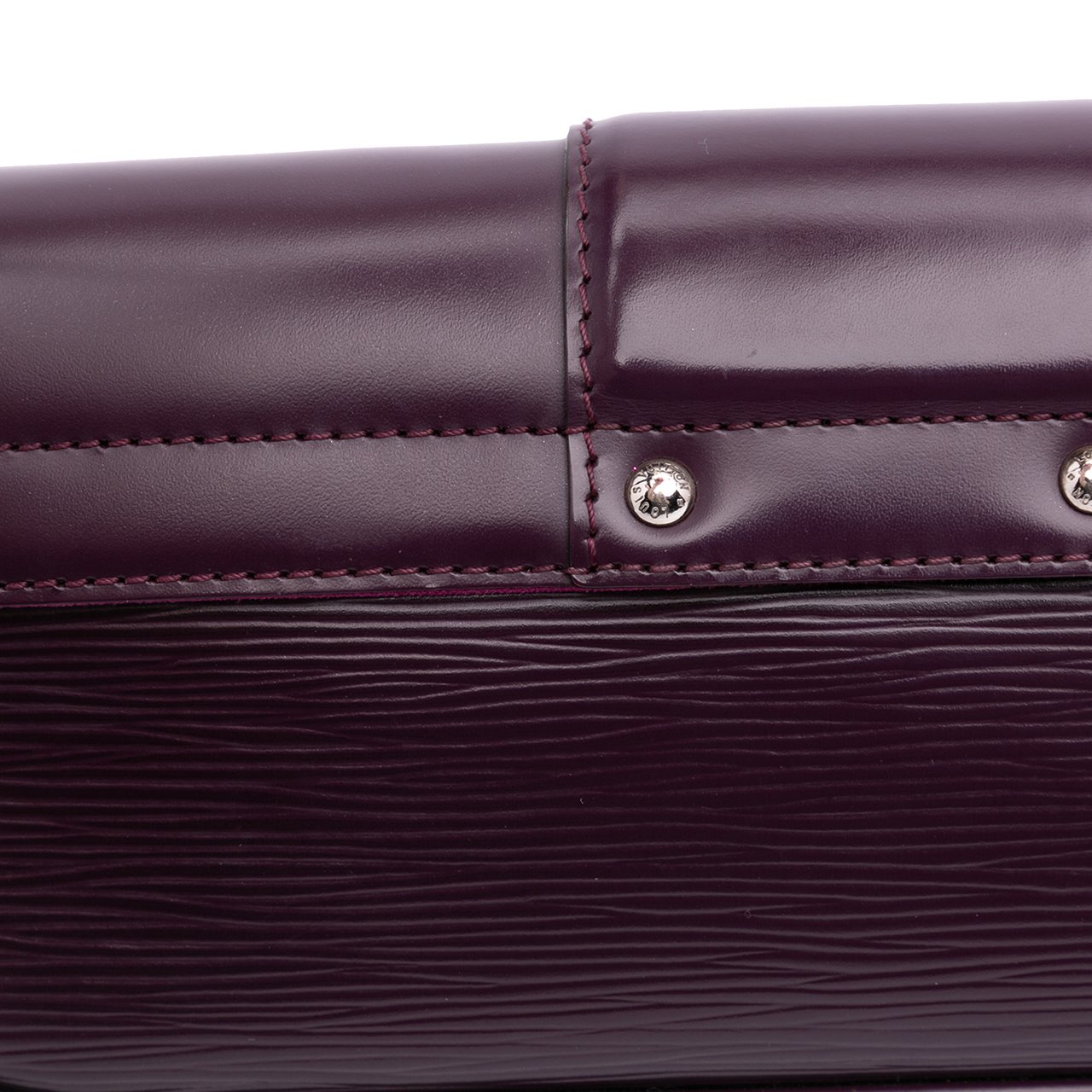 Louis Vuitton Epi Pochette Montaigne Paars