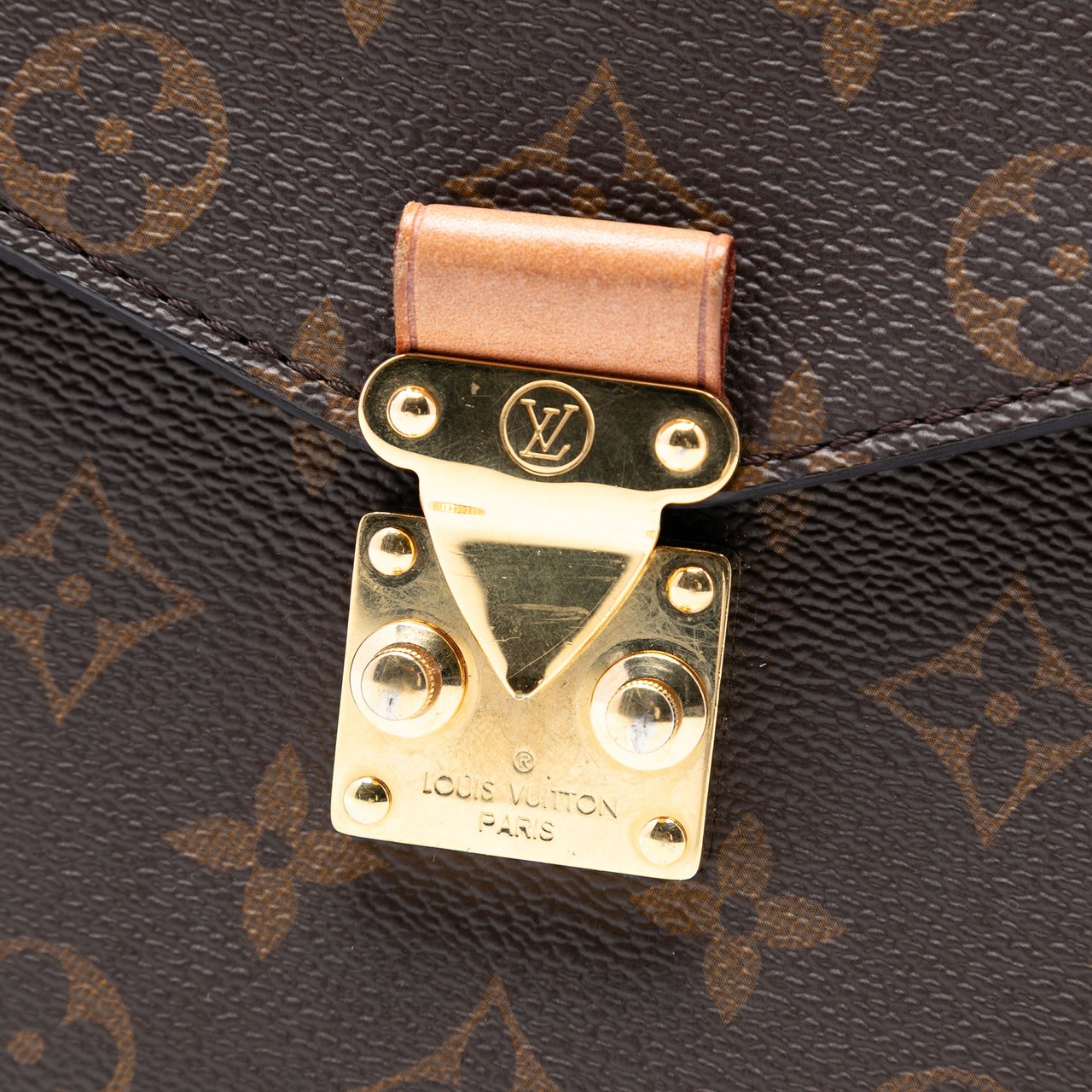 Louis Vuitton Monogram Pochette Metis Bruin