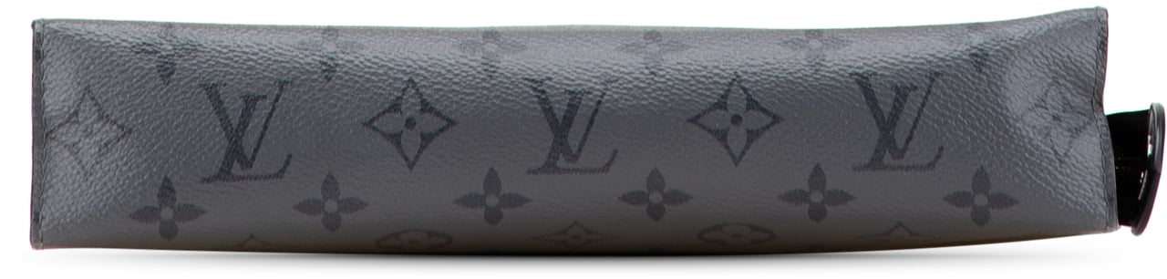 Louis Vuitton Monogram Eclipse Reverse Pochette Voyage MM Grijs