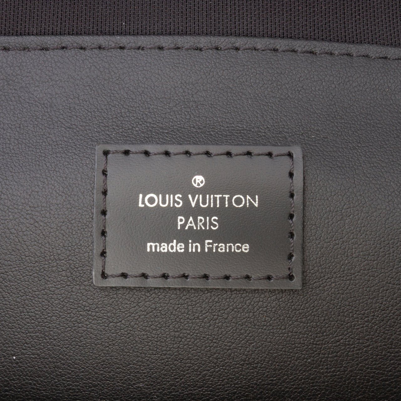 Louis Vuitton Damier Graphite Hanging Toiletry Kit Pouch Zwart