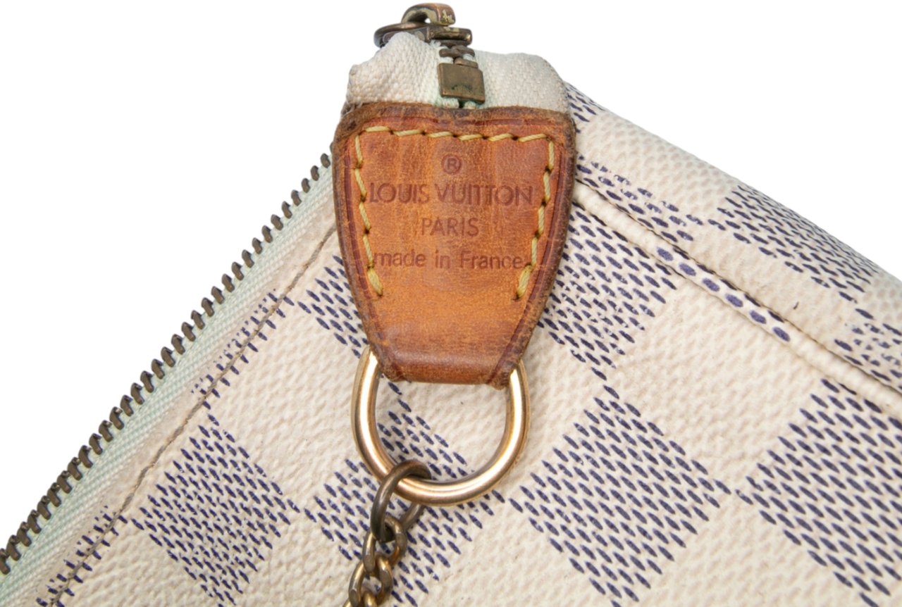 Louis Vuitton Damier Azur Mini Pochette Accessoires Wit