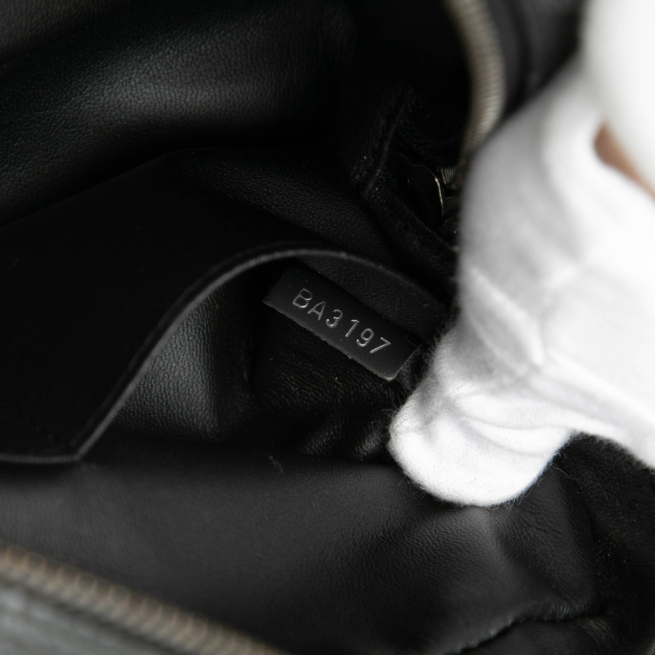 Louis Vuitton Monogram Eclipse Toilet Pouch PM Zwart