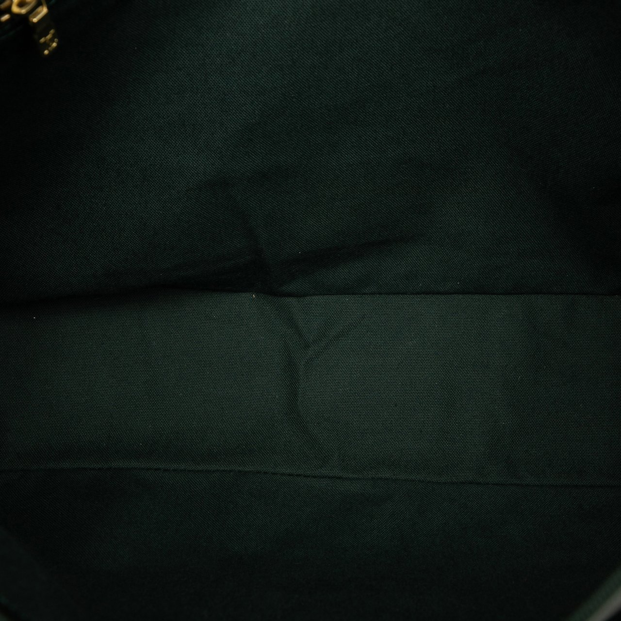 Louis Vuitton Taiga Dersou Groen