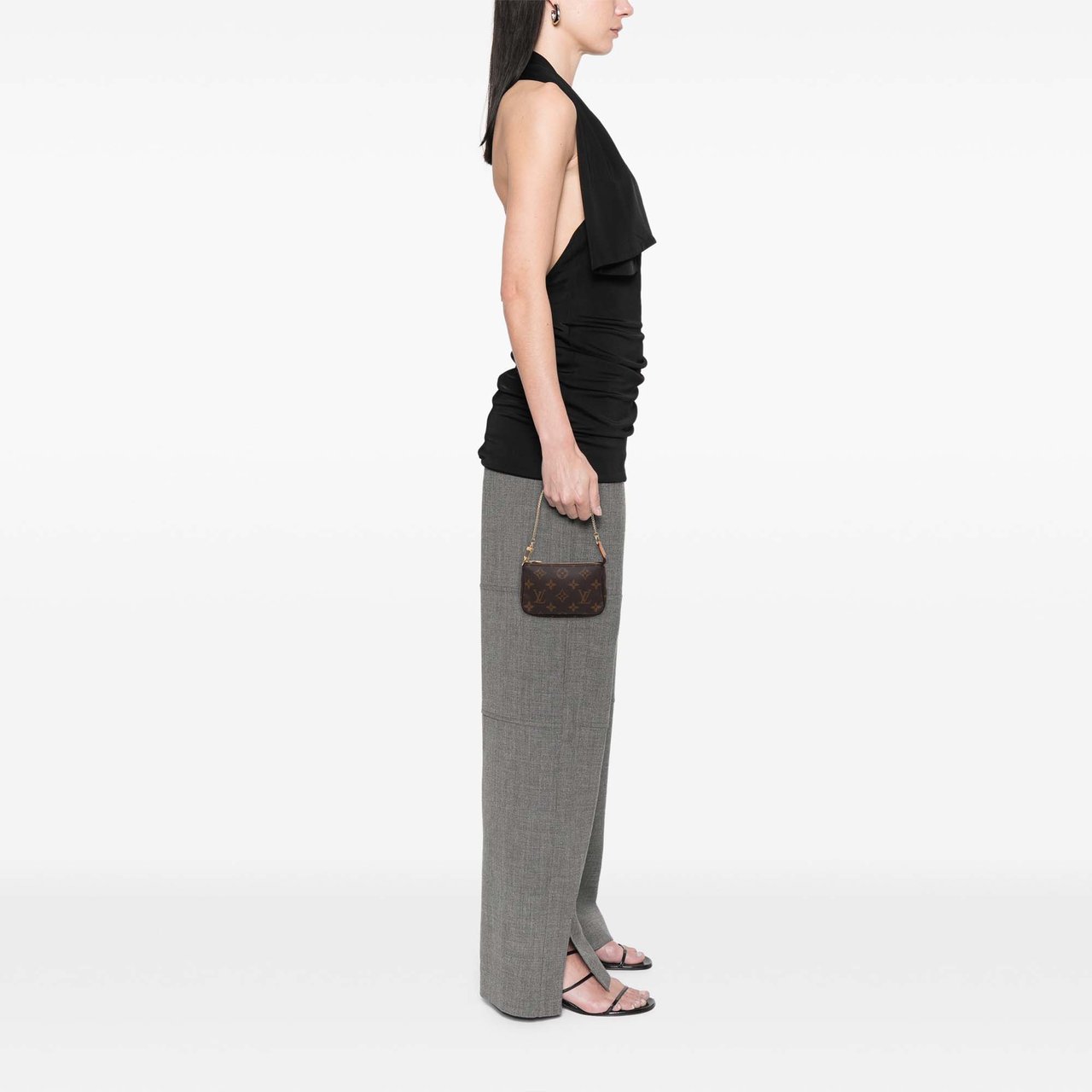 Louis Vuitton Monogram Mini Pochette Accessoires Bruin