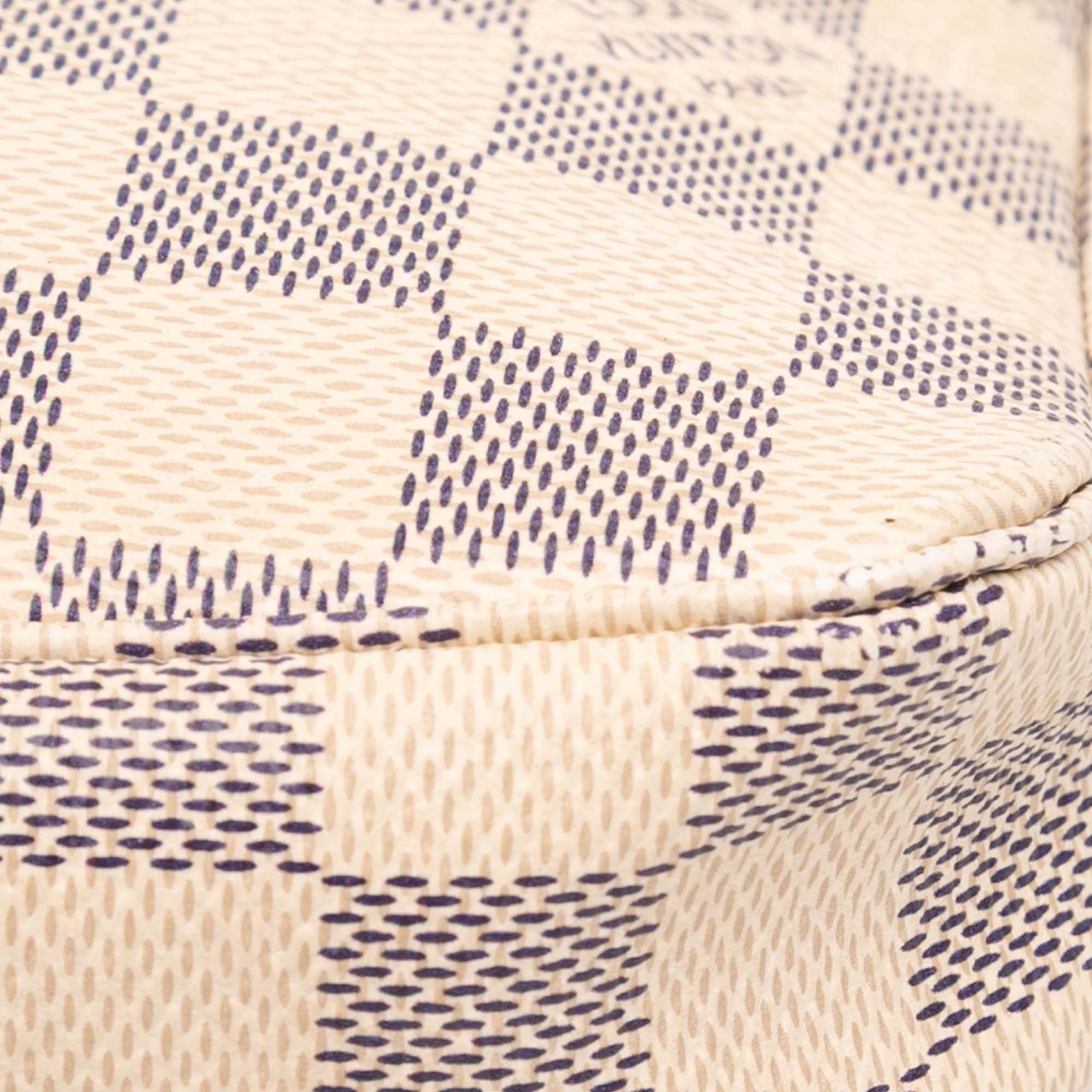 Louis Vuitton Damier Azur Pochette Accessoires Wit