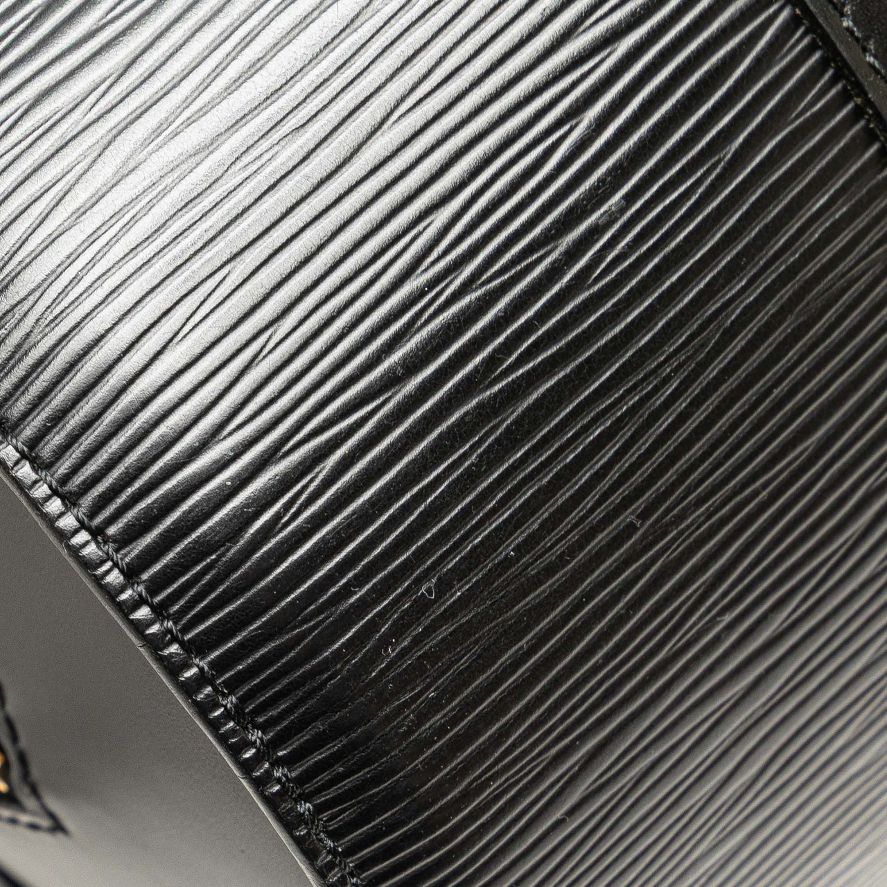 Louis Vuitton Epi Soufflot Zwart