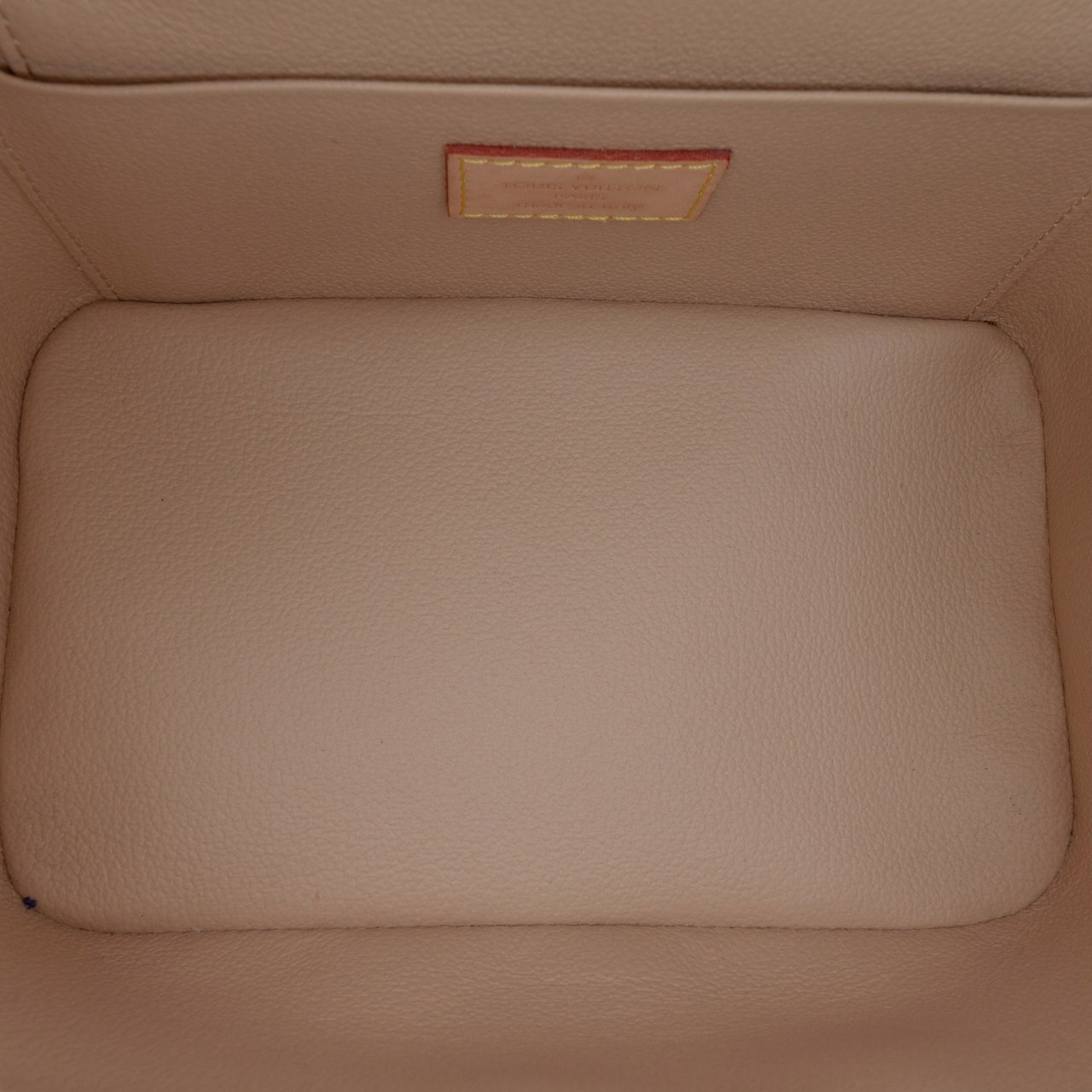 Louis Vuitton Monogram Nice Mini Vanity Case Bruin