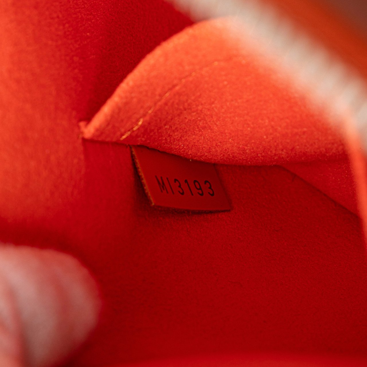 Louis Vuitton Epi Alma BB Oranje