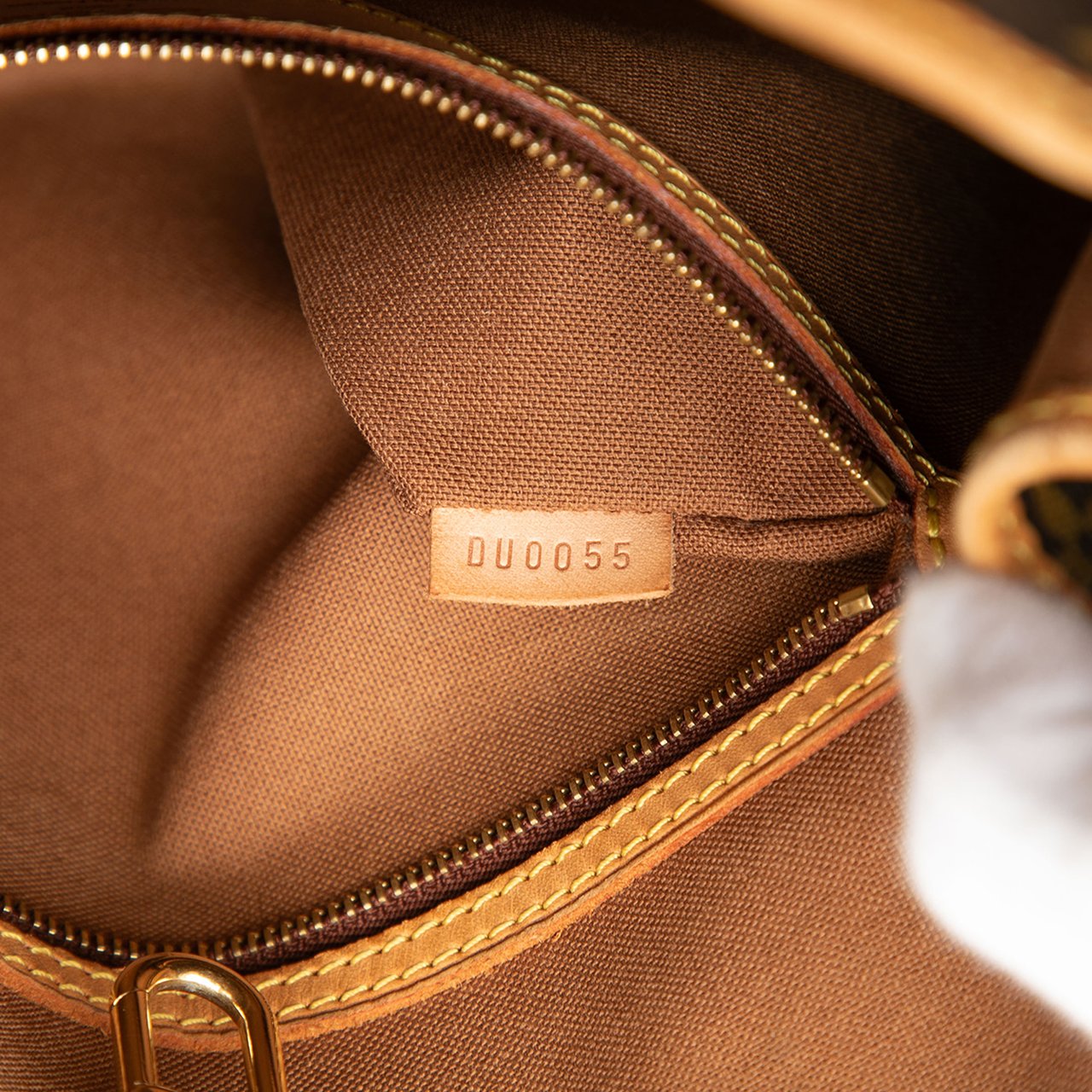 Louis Vuitton Monogram Batignolles Horizontal Bruin