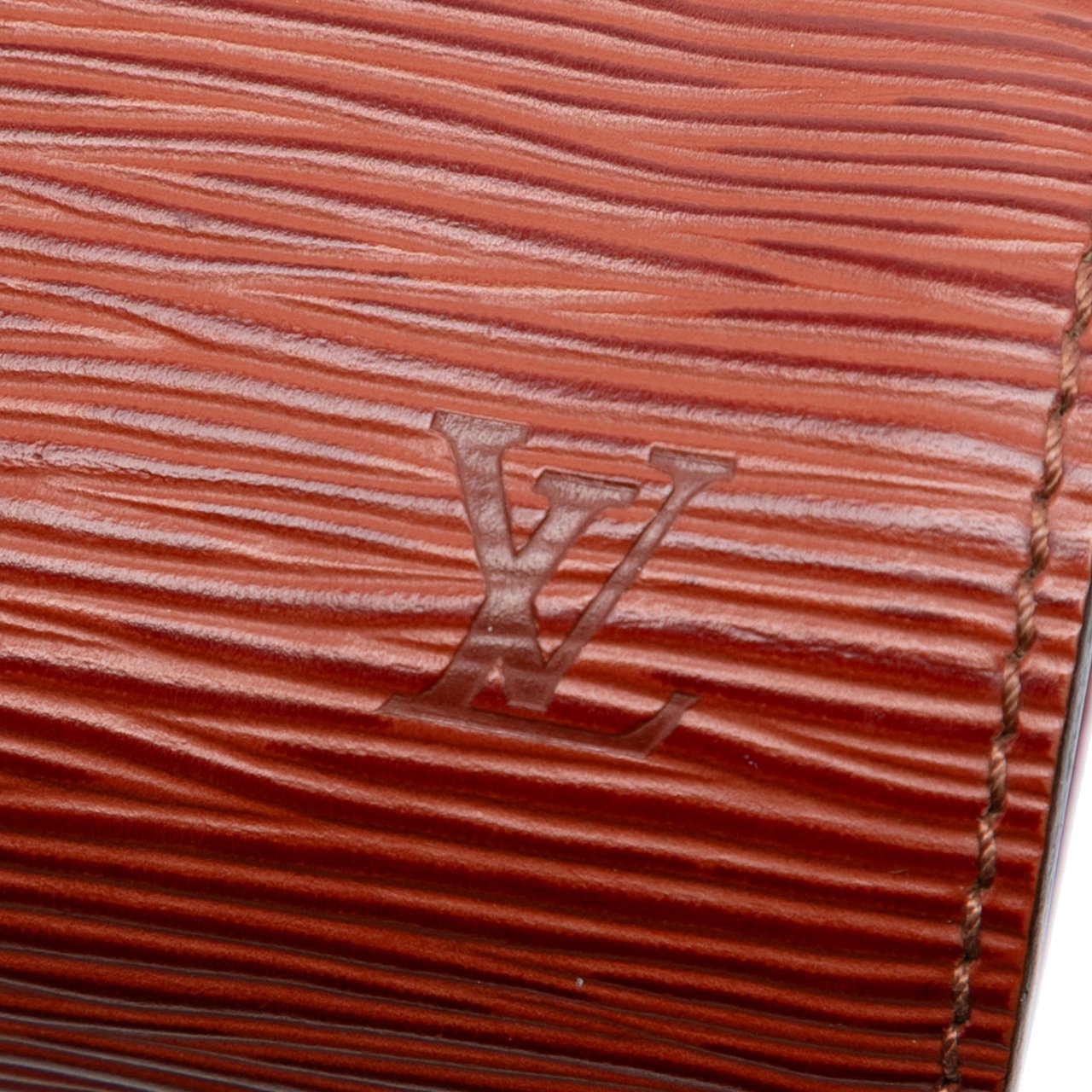 Louis Vuitton Epi Pochette Papillon Bruin