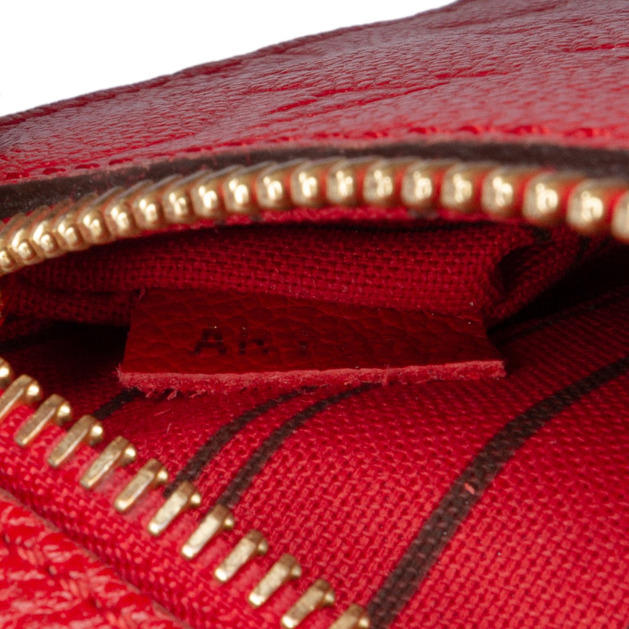 Louis Vuitton Monogram Empreinte Pochette Metis Rood