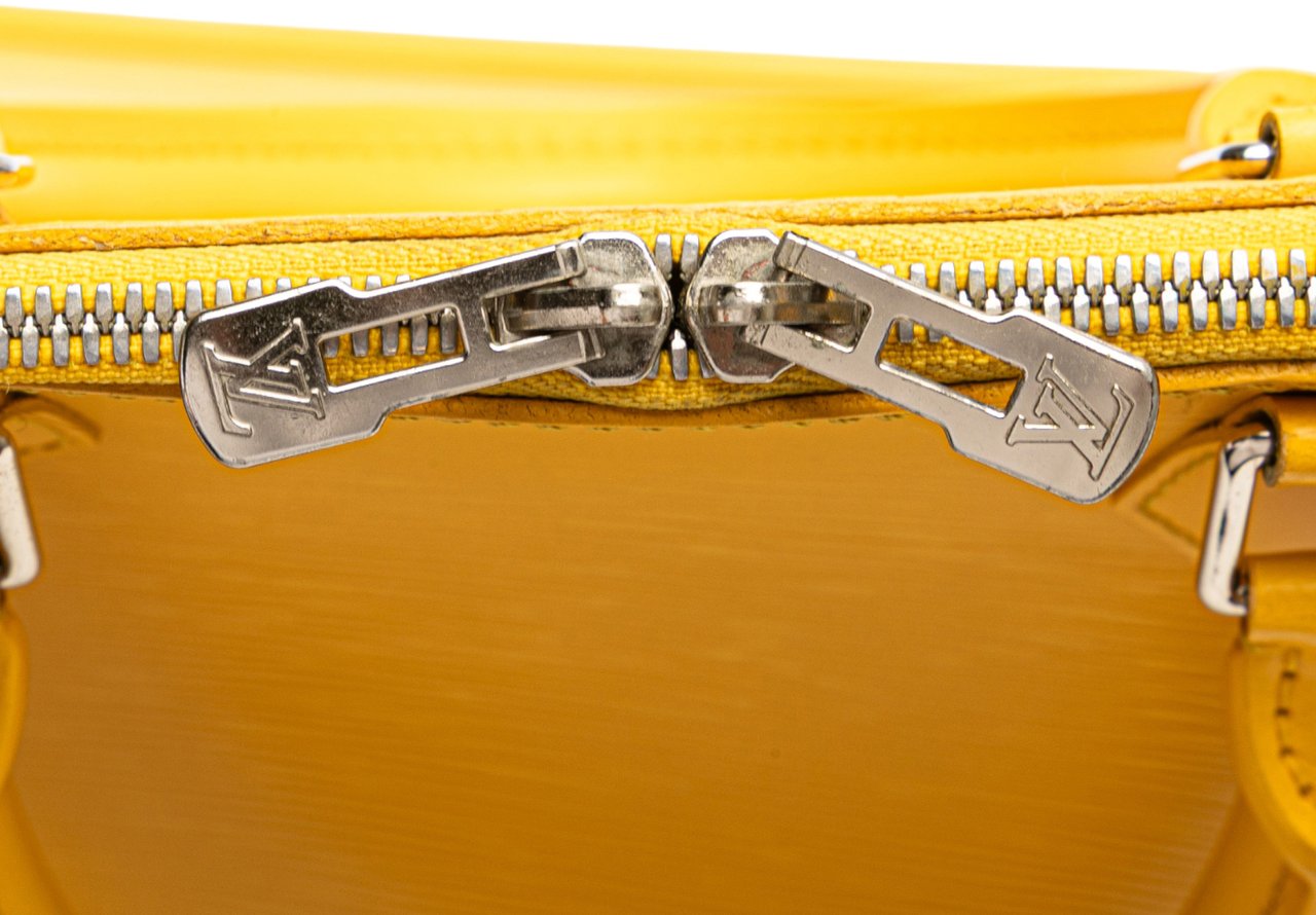 Louis Vuitton Epi Alma GM Geel