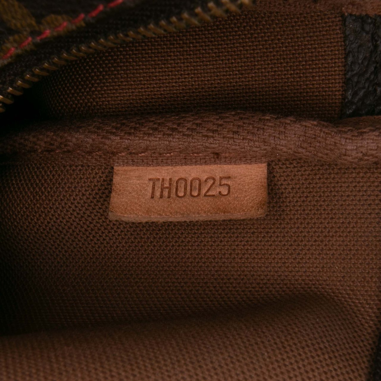 Louis Vuitton Takashi Murakami Monogram Cherry Pochette Accessoires Bruin