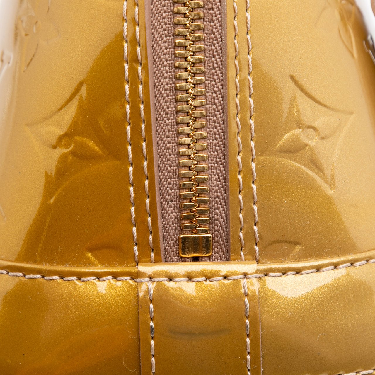 Louis Vuitton Monogram Vernis Alma BB Goud