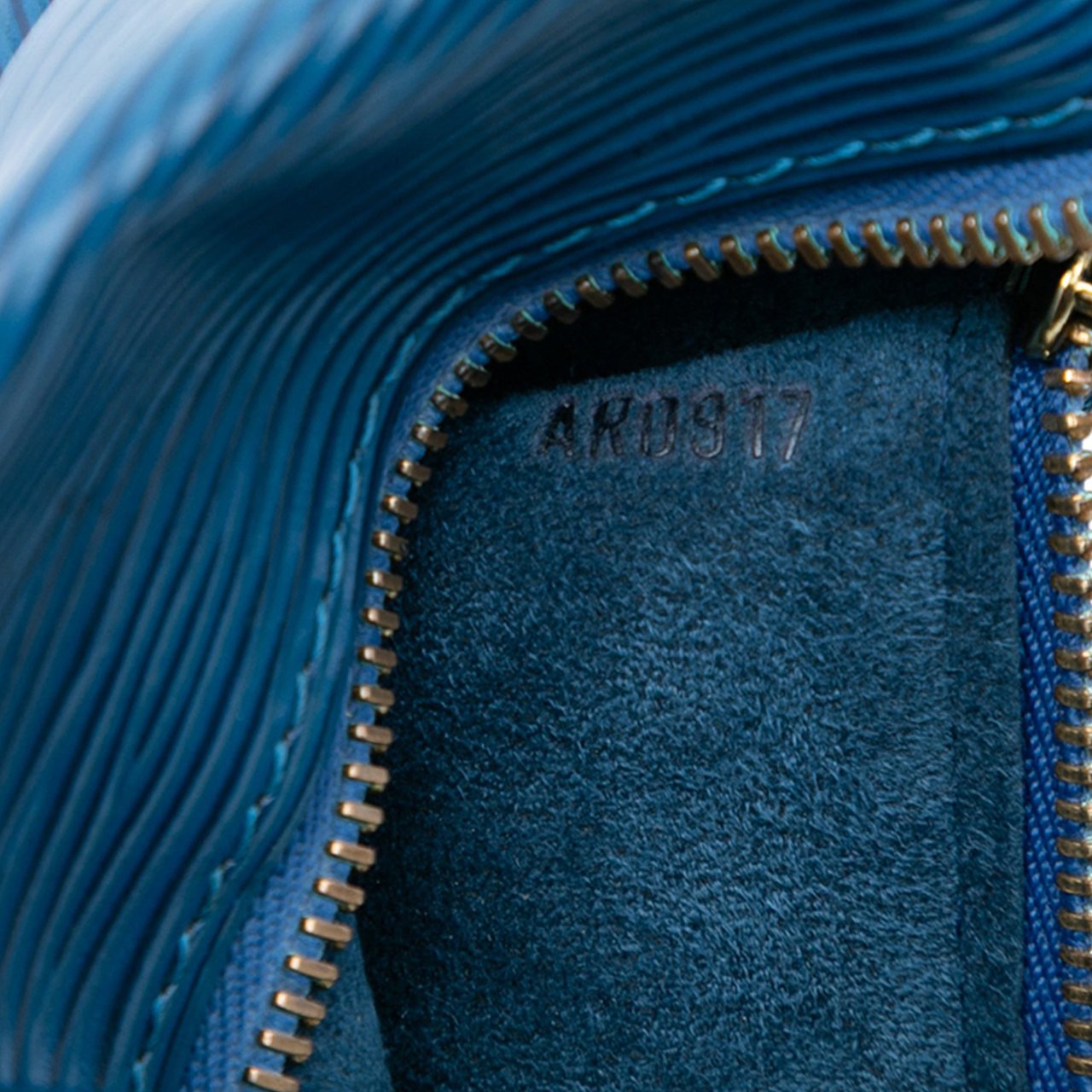 Louis Vuitton Epi Pochette Papillon Blauw