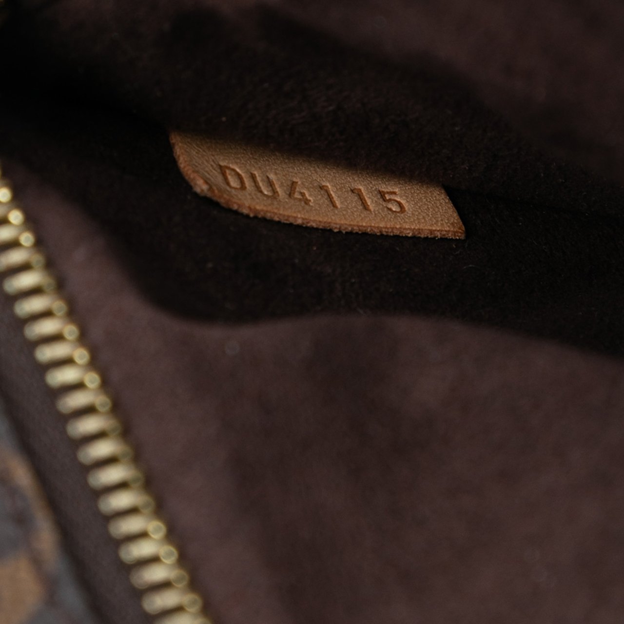 Louis Vuitton Monogram Pochette Metis Bruin