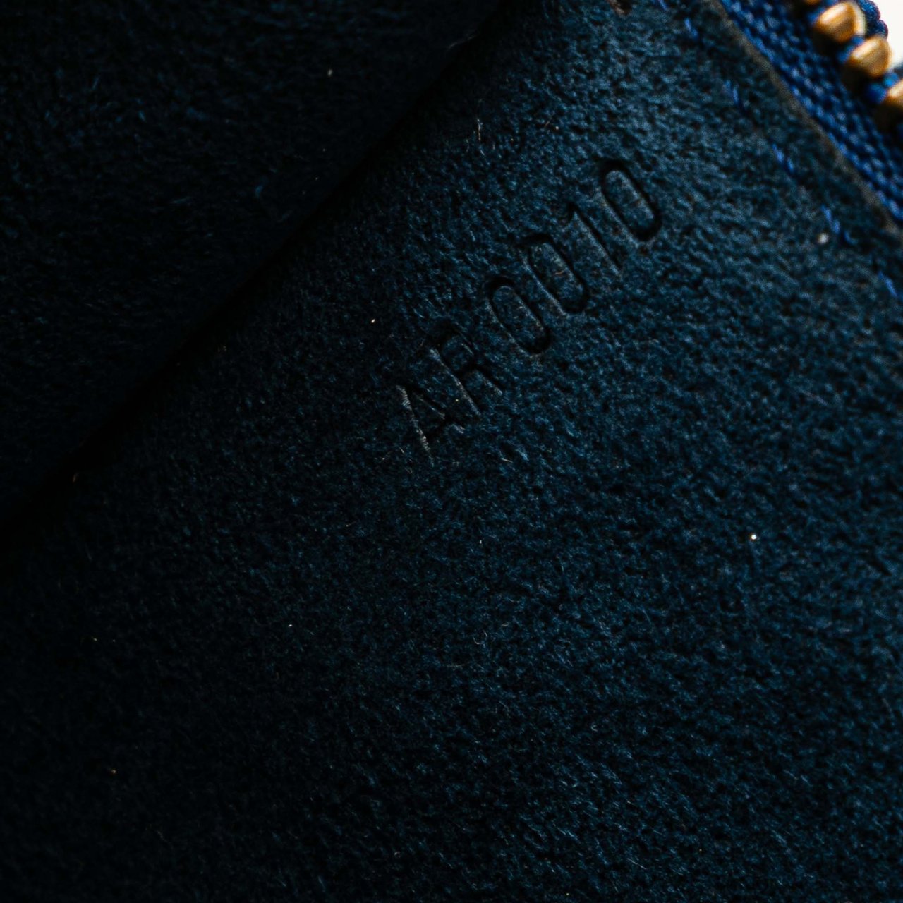 Louis Vuitton Epi Pochette Accessoires Blauw