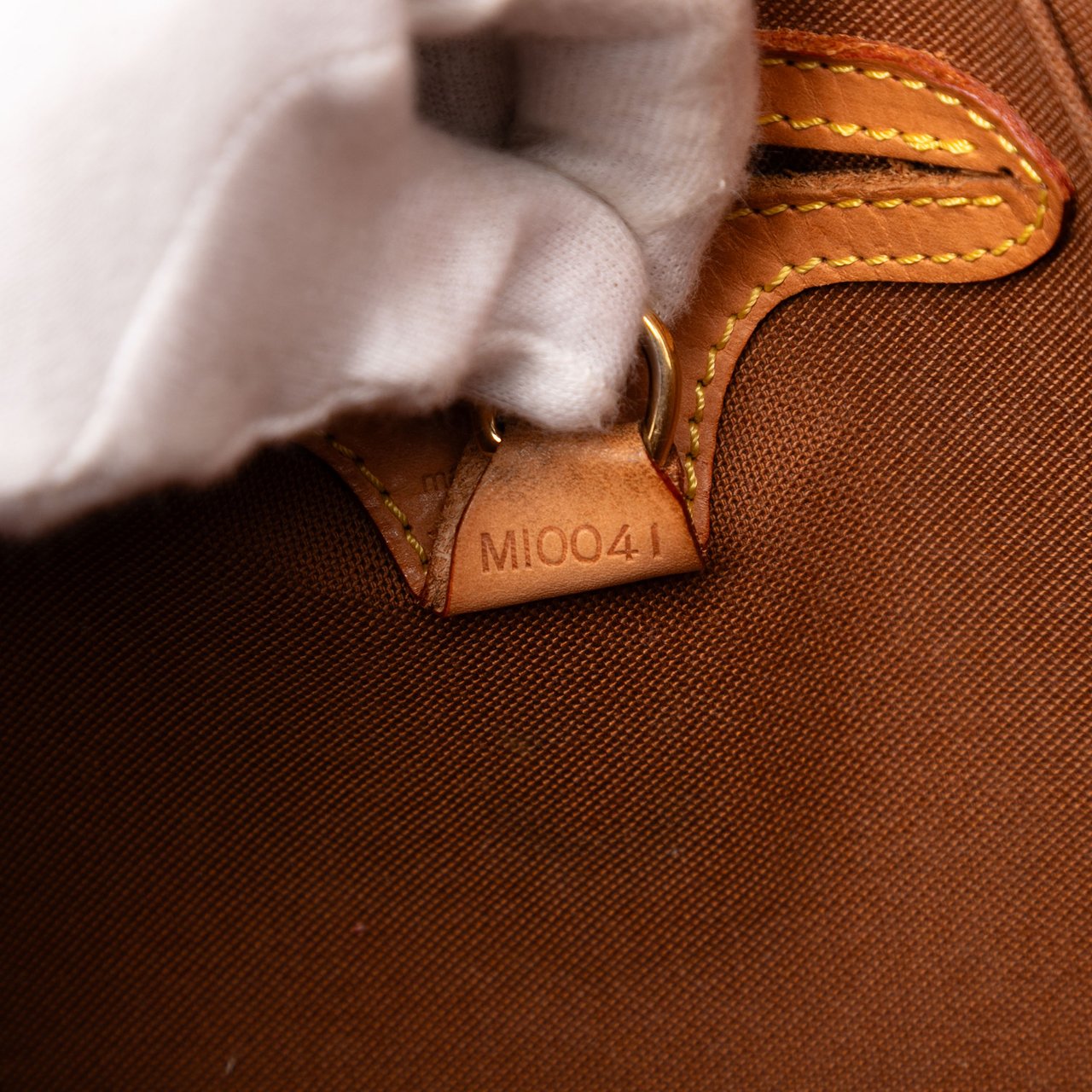 Louis Vuitton Monogram Ellipse PM Bruin