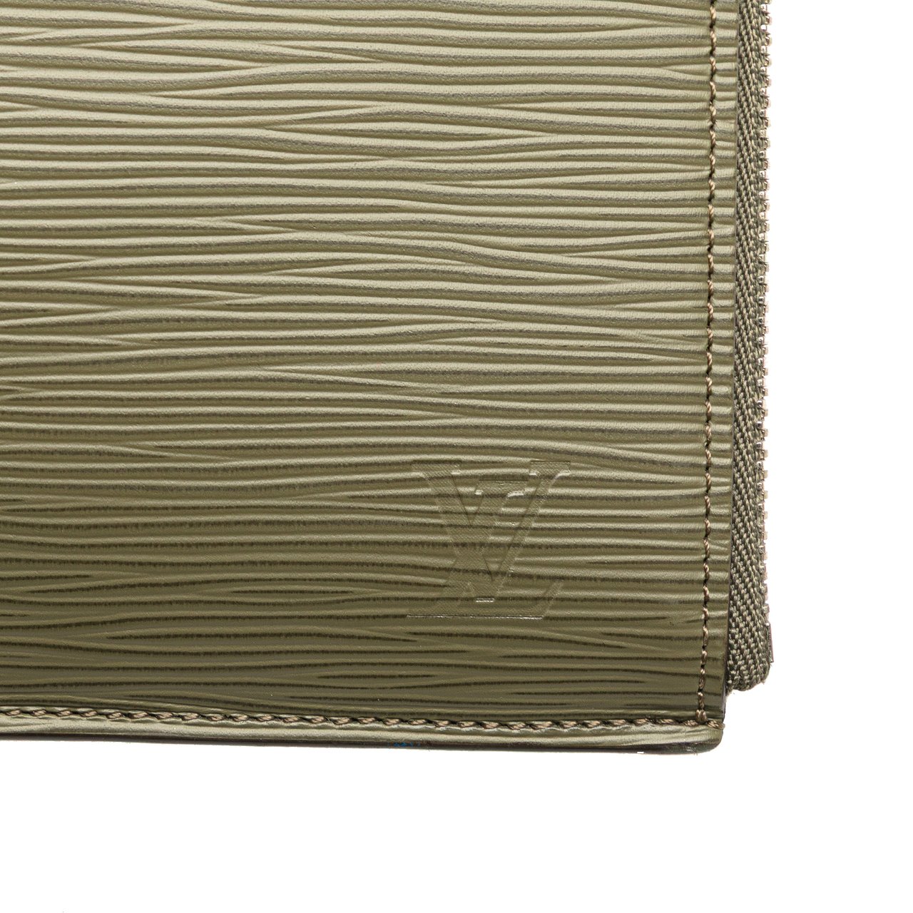 Louis Vuitton Epi Pochette Jour GM Bruin