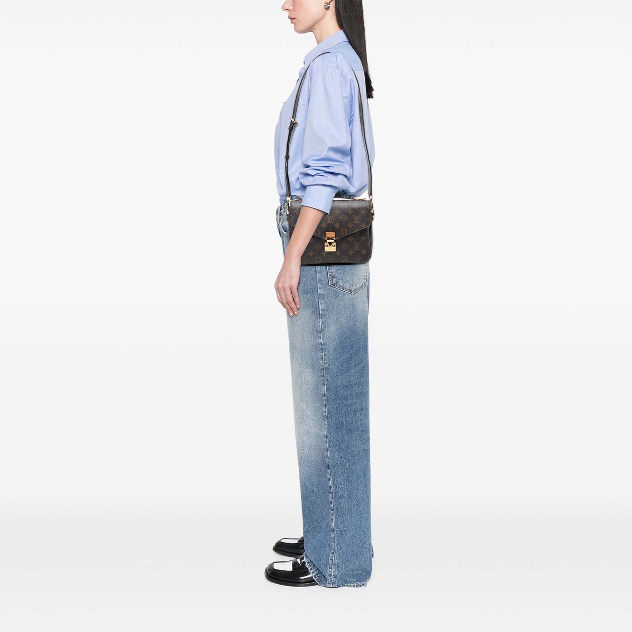 Louis Vuitton Monogram Pochette Metis Bruin