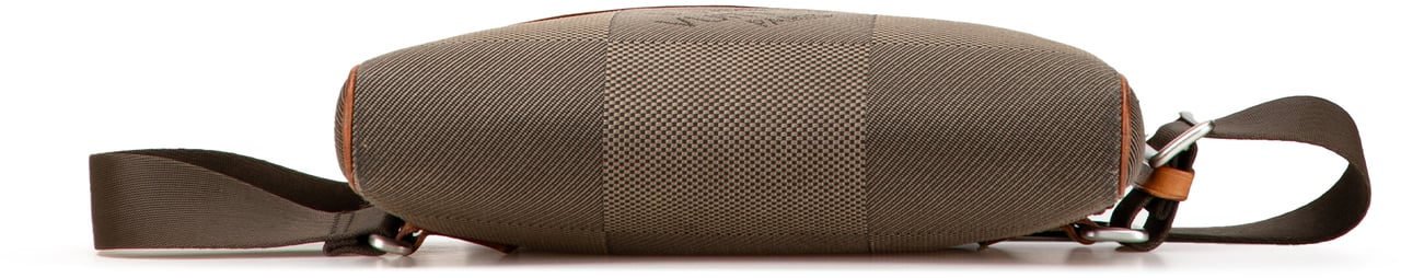 Louis Vuitton Damier Geant Acrobat Bruin