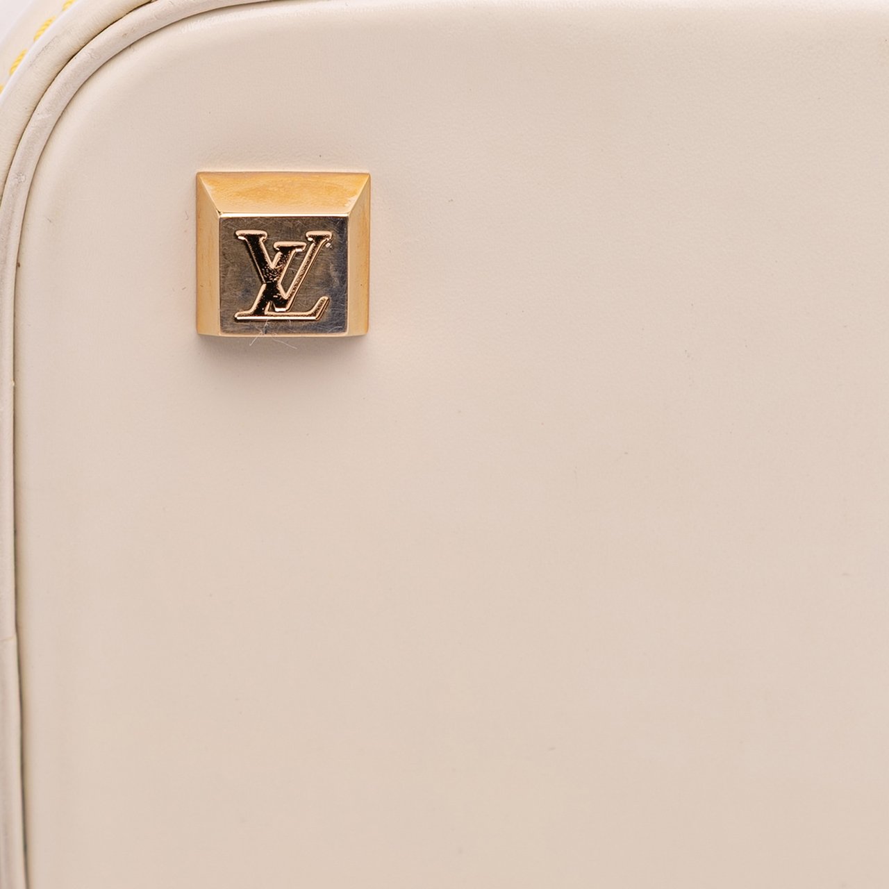 Louis Vuitton Suhali Lockit MM Wit
