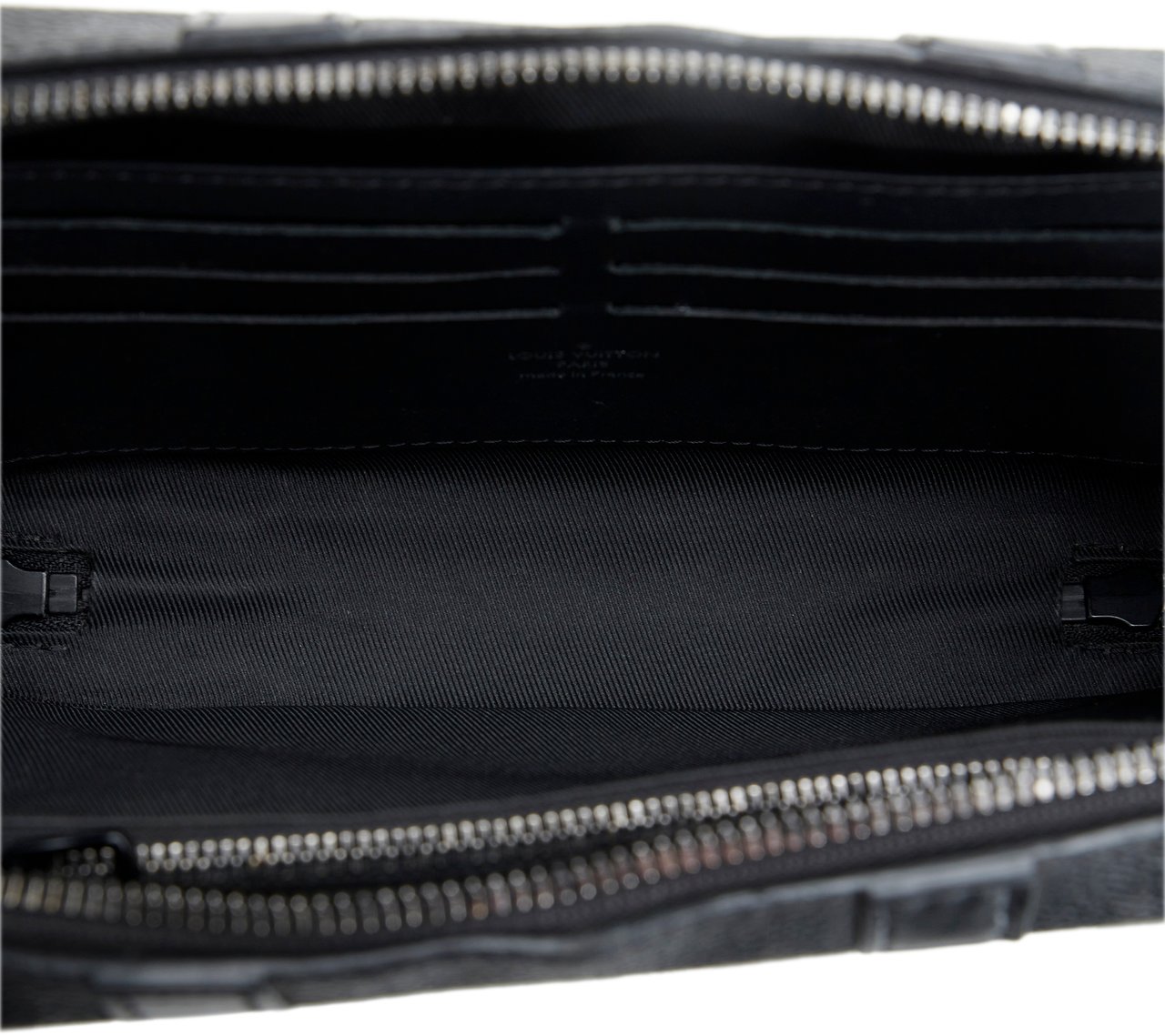 Louis Vuitton Monogram Eclipse Soft Trunk Wallet Crossbody Zwart