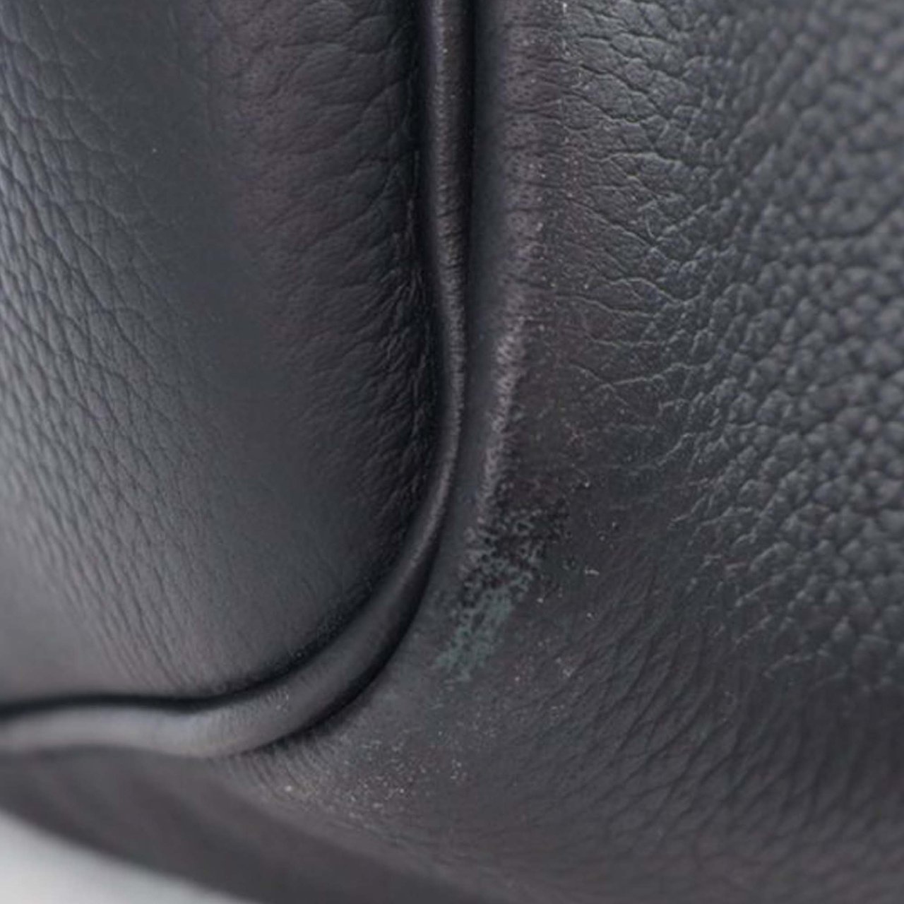 Louis Vuitton Aerogram Keepall Bandouliere 40 Zwart