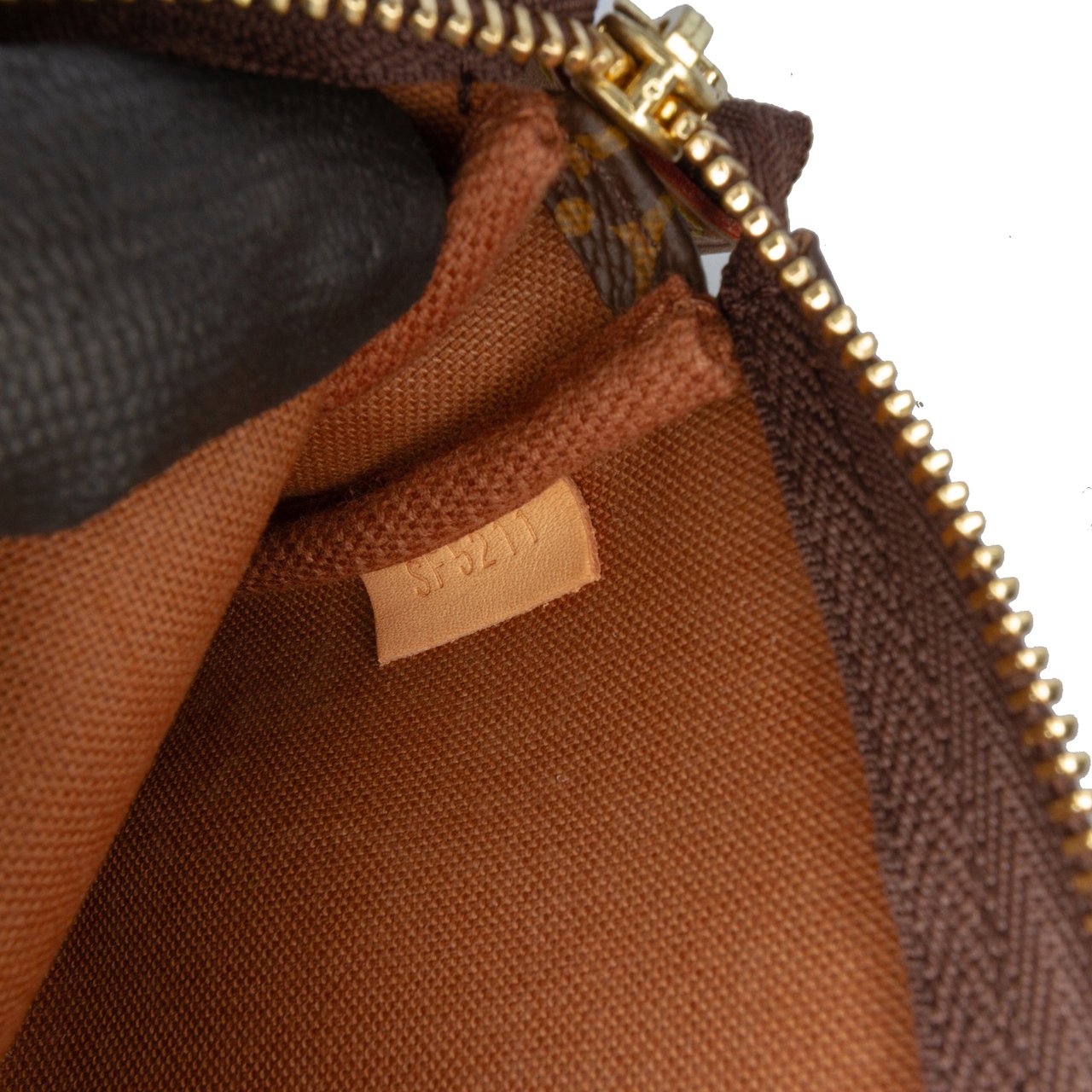 Louis Vuitton Monogram Mini Pochette Accessoires Bruin
